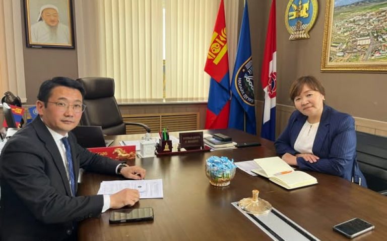 Налайх дүүрэгт уулзалт хэлэлцүүлэг болж өнгөрөв